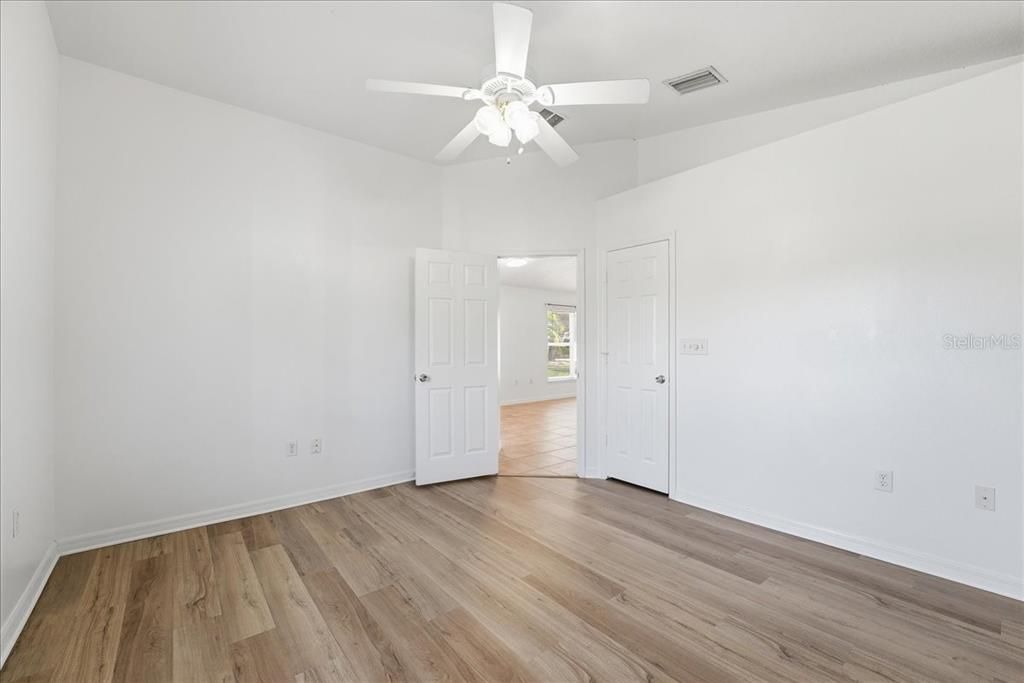 В аренду: $2,095 (3 спален, 2 ванн, 1100 Квадратных фут)