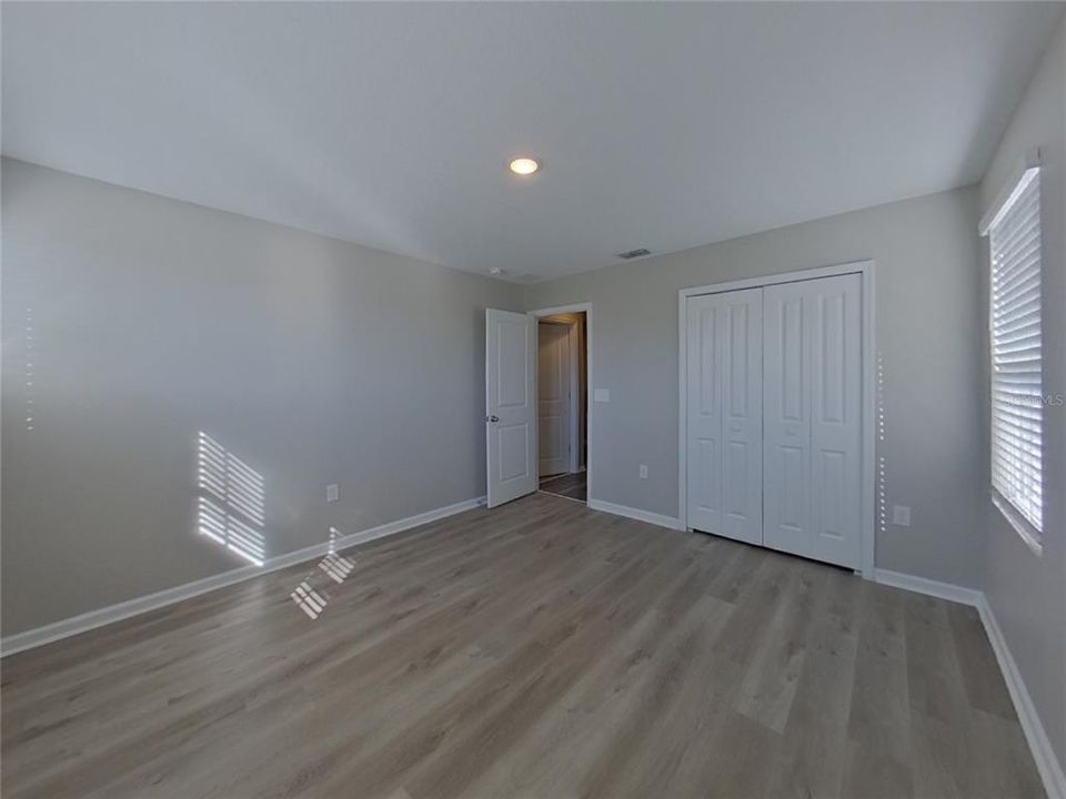 For Rent: $2,449 (3 beds, 2 baths, 2620 Square Feet)