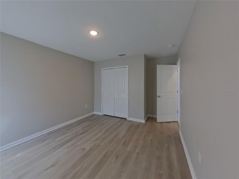 For Rent: $2,449 (3 beds, 2 baths, 2620 Square Feet)