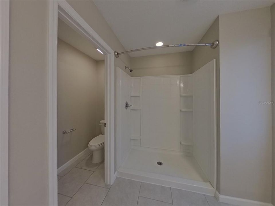 For Rent: $2,449 (3 beds, 2 baths, 2620 Square Feet)