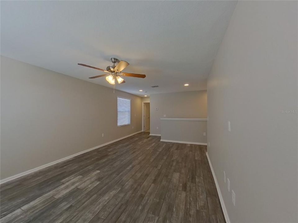 For Rent: $2,449 (3 beds, 2 baths, 2620 Square Feet)