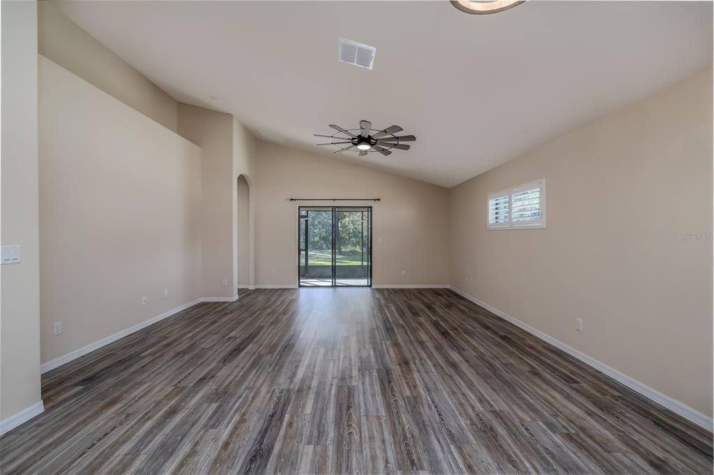 En Venta: $428,000 (3 camas, 2 baños, 1741 Pies cuadrados)