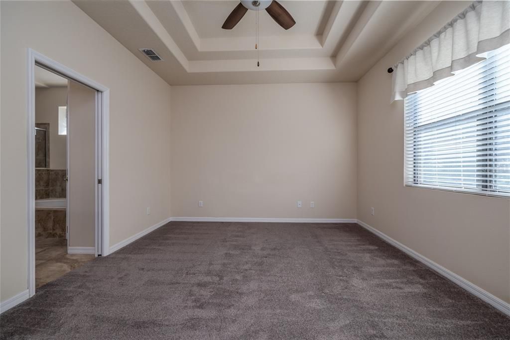 En Venta: $428,000 (3 camas, 2 baños, 1741 Pies cuadrados)