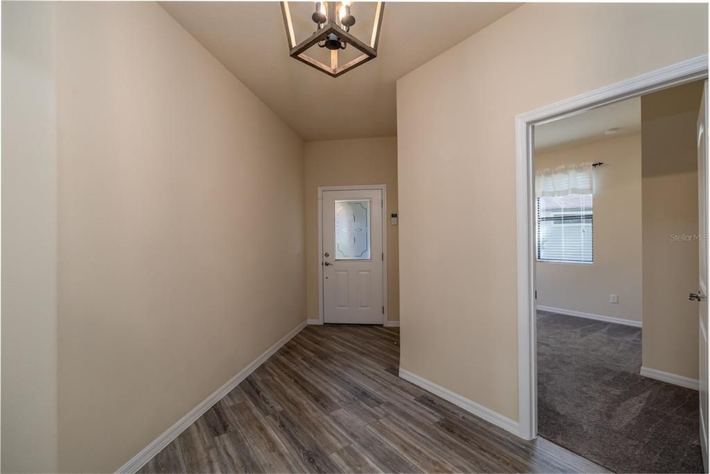 En Venta: $428,000 (3 camas, 2 baños, 1741 Pies cuadrados)