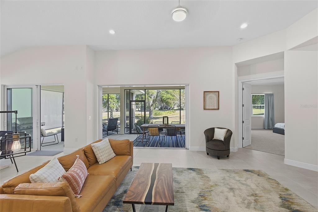 For Sale: $599,000 (4 beds, 3 baths, 2532 Square Feet)