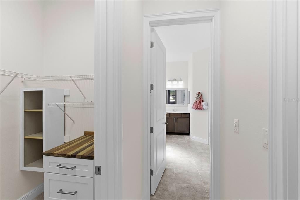 For Sale: $599,000 (4 beds, 3 baths, 2532 Square Feet)