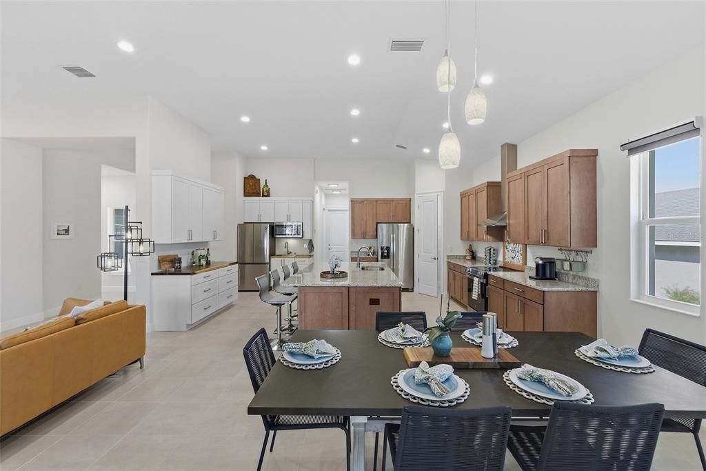 For Sale: $599,000 (4 beds, 3 baths, 2532 Square Feet)