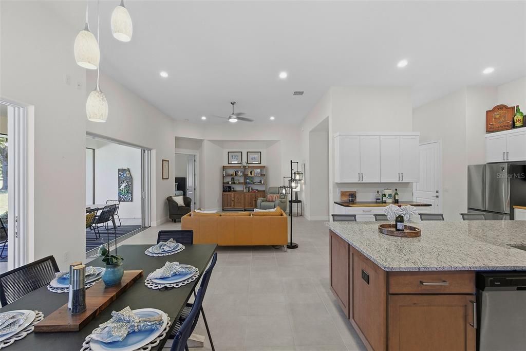 For Sale: $599,000 (4 beds, 3 baths, 2532 Square Feet)