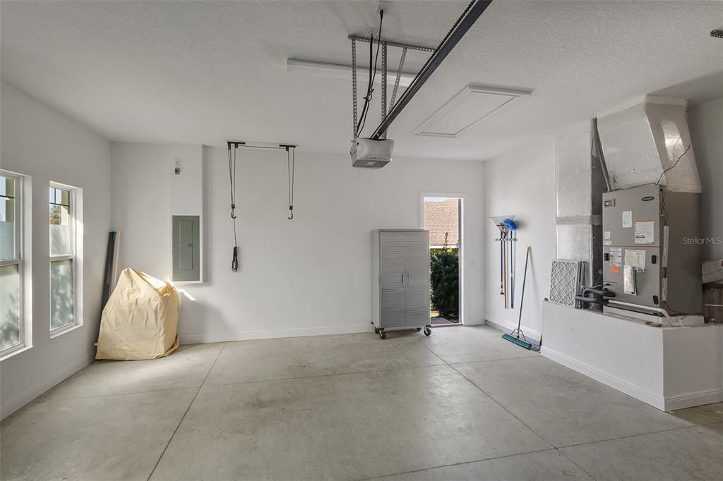 For Sale: $599,000 (4 beds, 3 baths, 2532 Square Feet)