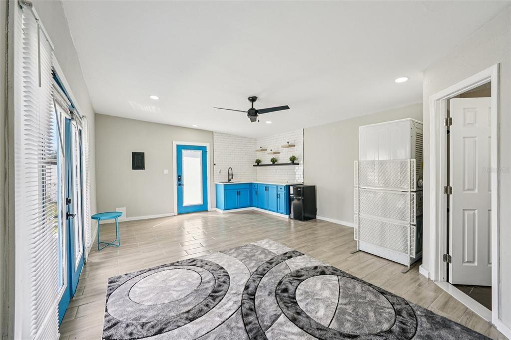 待售: $474,900 (3 贝兹, 0 浴室, 1772 平方英尺)