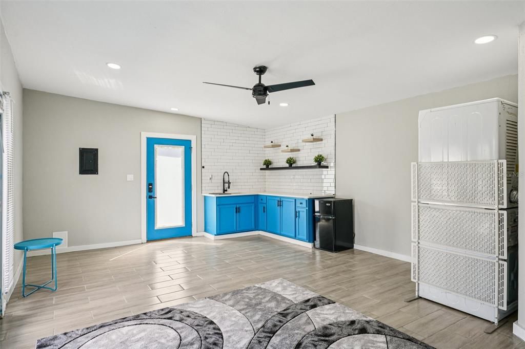 待售: $474,900 (3 贝兹, 0 浴室, 1772 平方英尺)