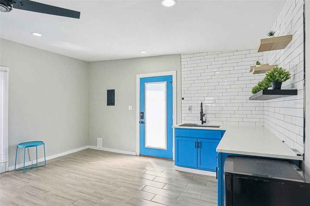 待售: $474,900 (3 贝兹, 0 浴室, 1772 平方英尺)