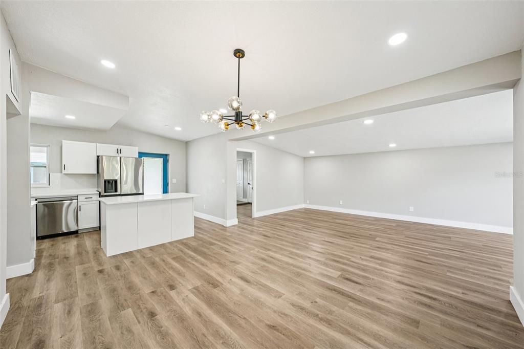 待售: $474,900 (3 贝兹, 0 浴室, 1772 平方英尺)