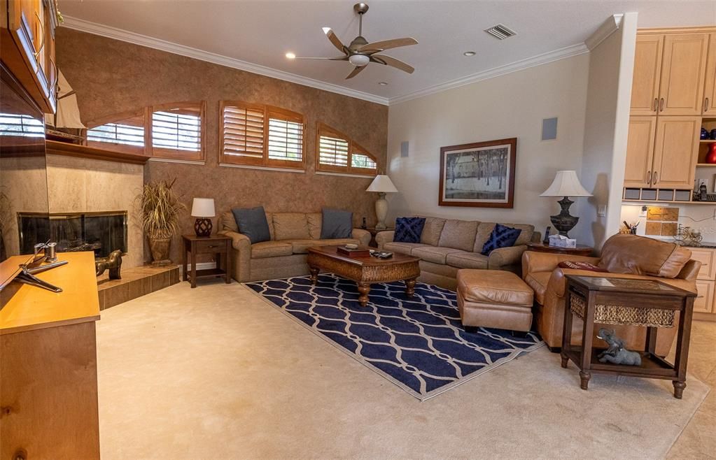 На продажу: $1,250,000 (4 спален, 4 ванн, 3834 Квадратных фут)