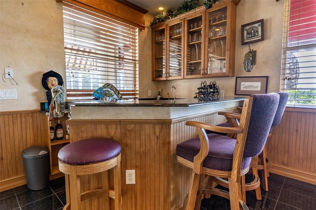 На продажу: $1,250,000 (4 спален, 4 ванн, 3834 Квадратных фут)