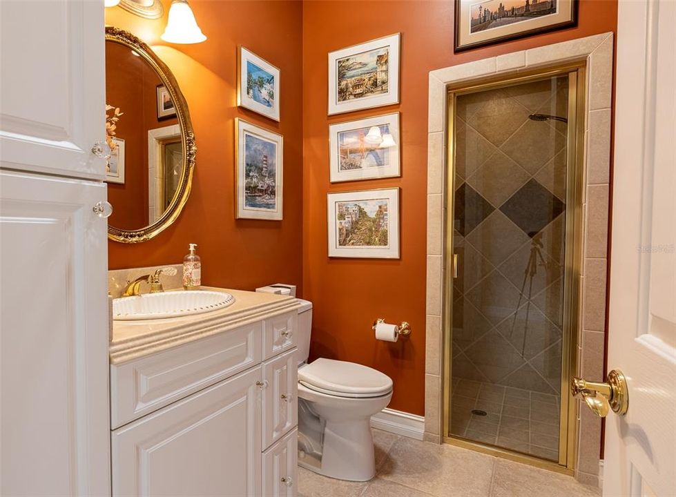 На продажу: $1,250,000 (4 спален, 4 ванн, 3834 Квадратных фут)