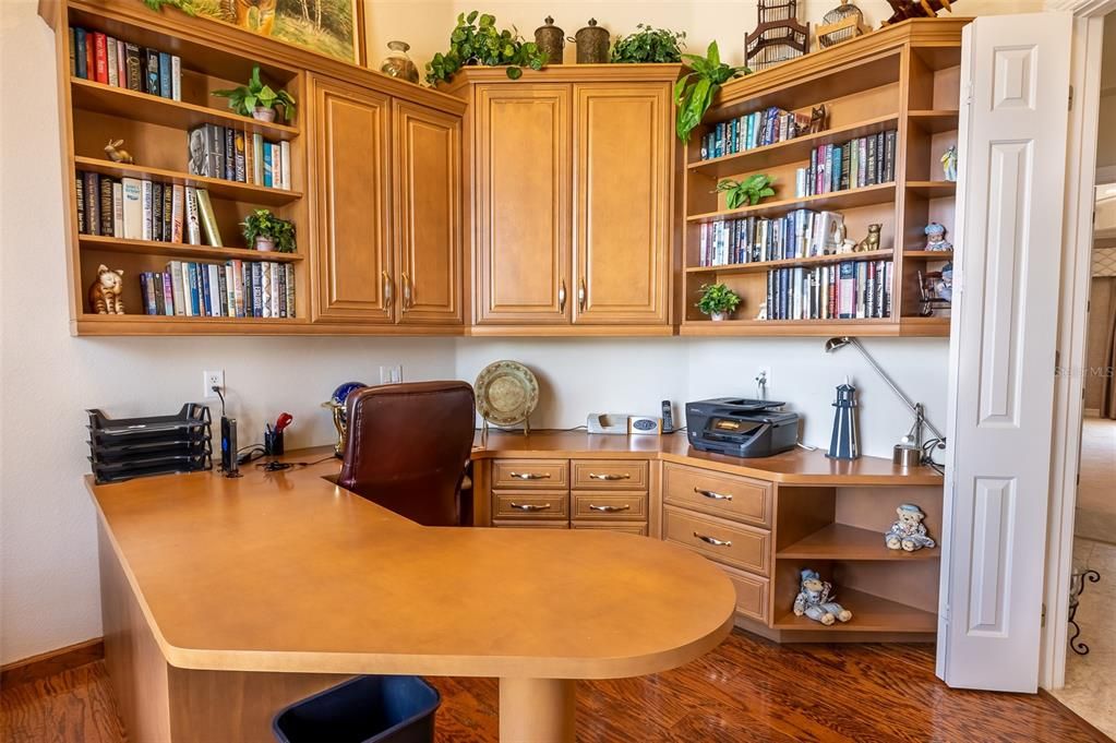 На продажу: $1,250,000 (4 спален, 4 ванн, 3834 Квадратных фут)