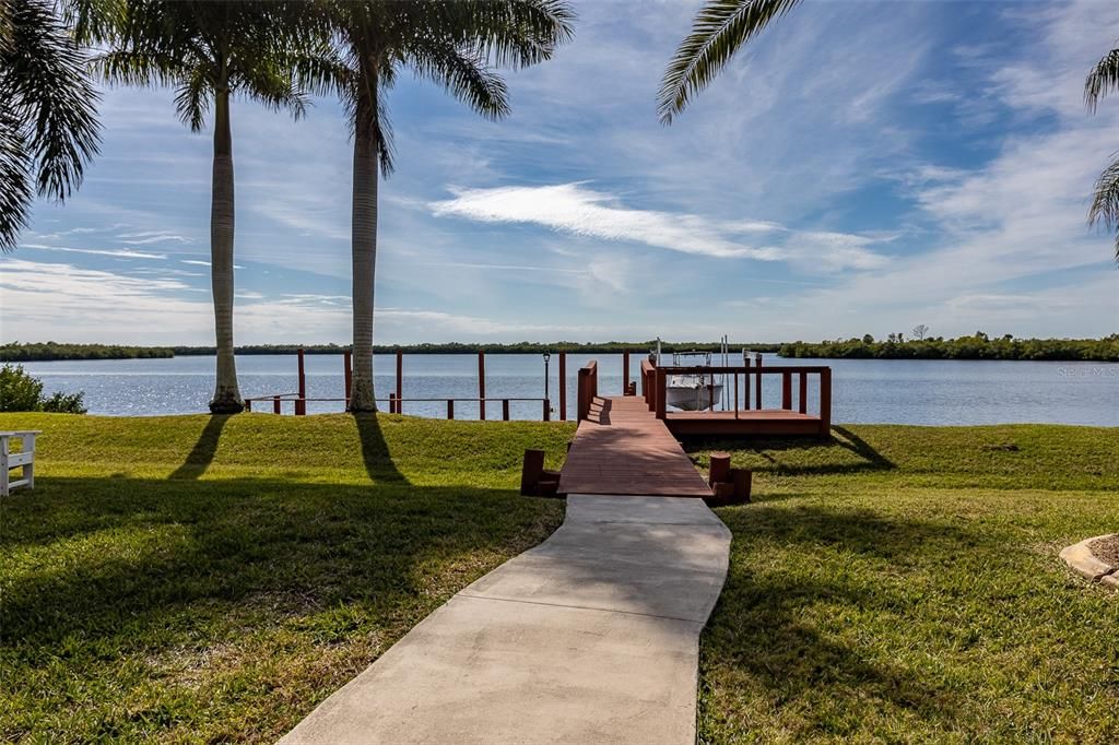 На продажу: $1,250,000 (4 спален, 4 ванн, 3834 Квадратных фут)