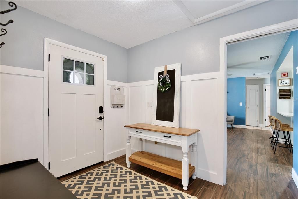 For Sale: $430,000 (3 beds, 2 baths, 1671 Square Feet)