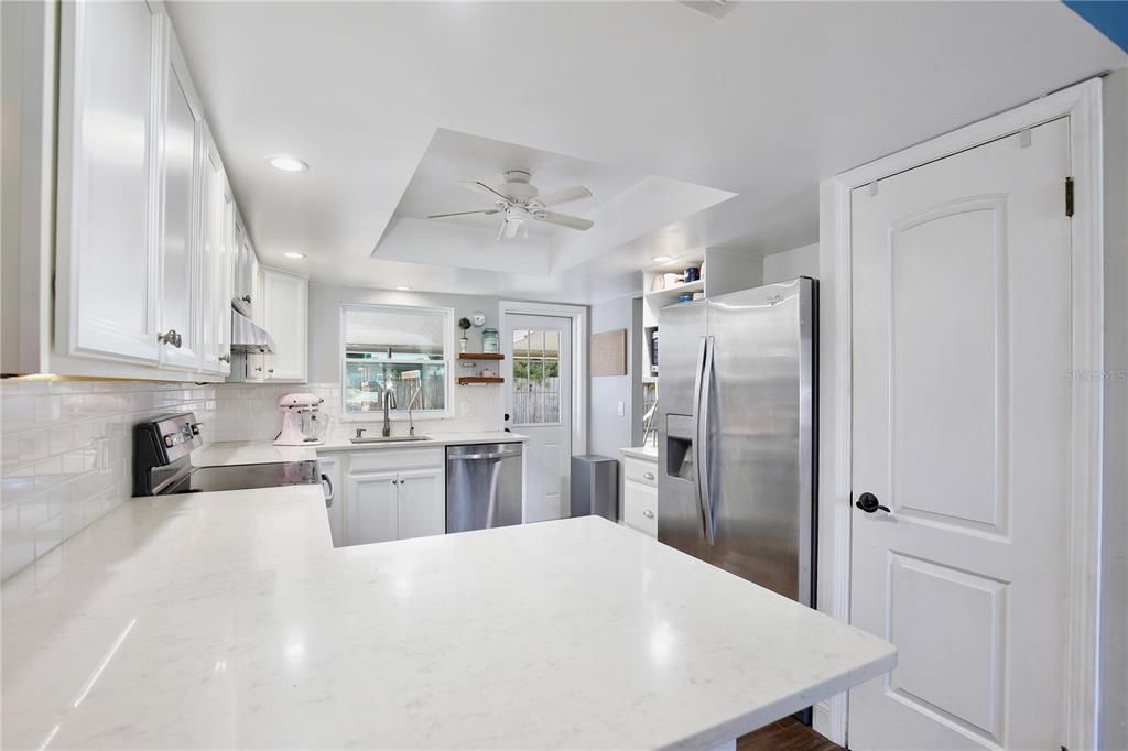 For Sale: $430,000 (3 beds, 2 baths, 1671 Square Feet)