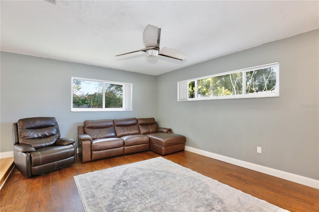 For Sale: $430,000 (3 beds, 2 baths, 1671 Square Feet)
