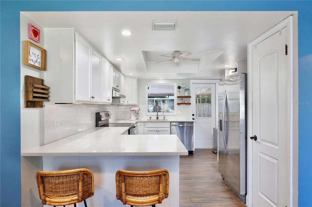 For Sale: $430,000 (3 beds, 2 baths, 1671 Square Feet)