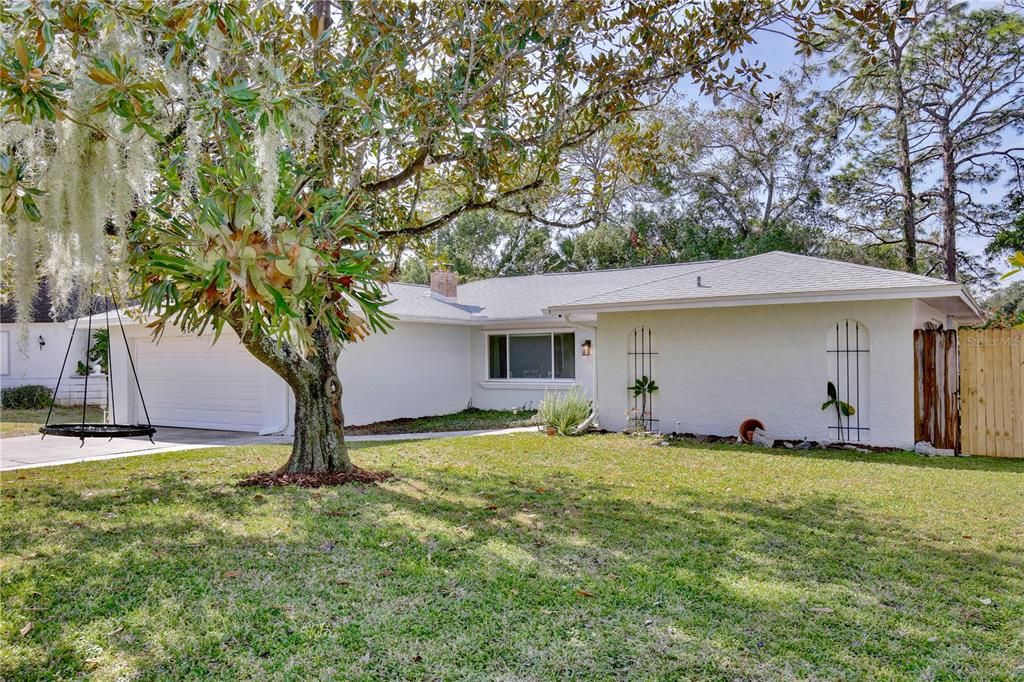 For Sale: $430,000 (3 beds, 2 baths, 1671 Square Feet)