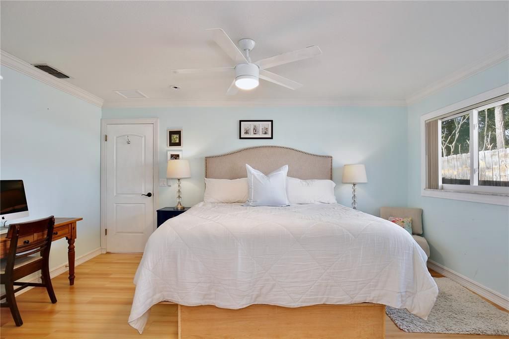 For Sale: $430,000 (3 beds, 2 baths, 1671 Square Feet)