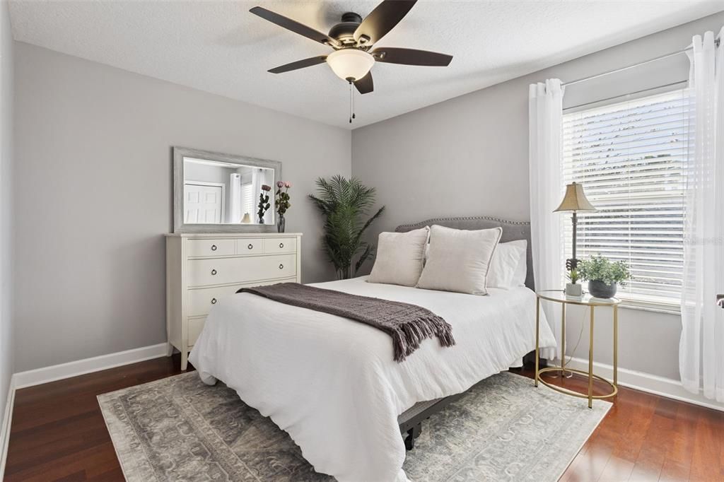 En Venta: $495,000 (3 camas, 2 baños, 2056 Pies cuadrados)