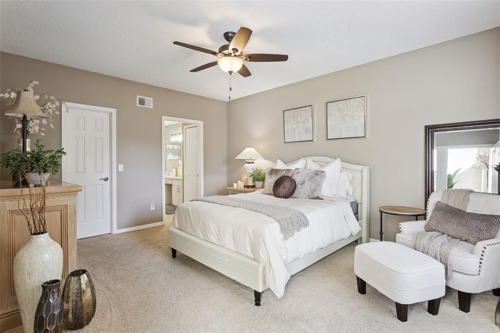 En Venta: $495,000 (3 camas, 2 baños, 2056 Pies cuadrados)