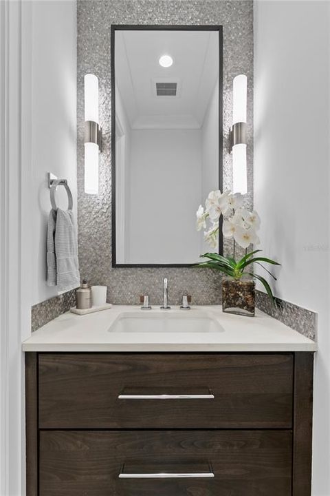 Active With Contract: $4,700,000 (4 beds, 4 baths, 4523 Square Feet)