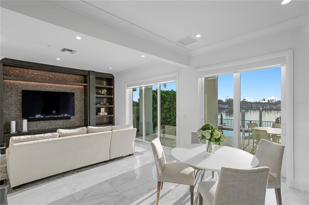 Active With Contract: $4,700,000 (4 beds, 4 baths, 4523 Square Feet)