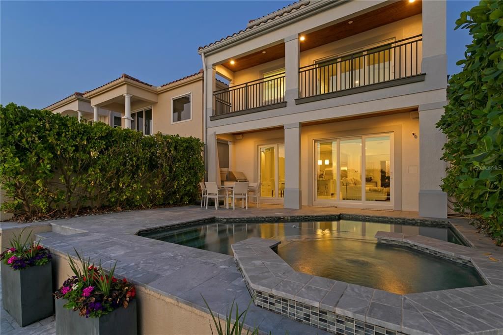 Active With Contract: $4,700,000 (4 beds, 4 baths, 4523 Square Feet)