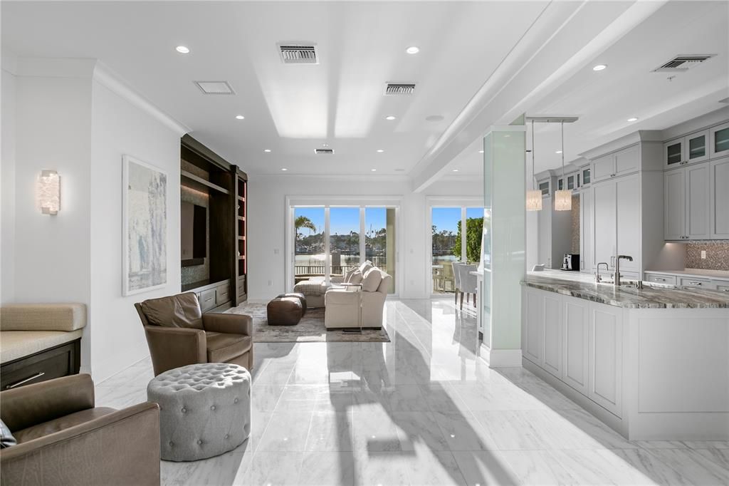 Active With Contract: $4,700,000 (4 beds, 4 baths, 4523 Square Feet)