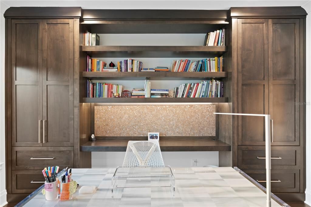 Active With Contract: $4,700,000 (4 beds, 4 baths, 4523 Square Feet)