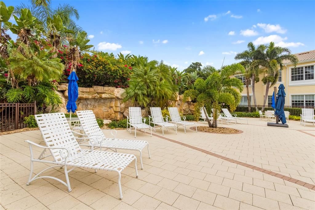 En Venta: $300,000 (2 camas, 2 baños, 1410 Pies cuadrados)