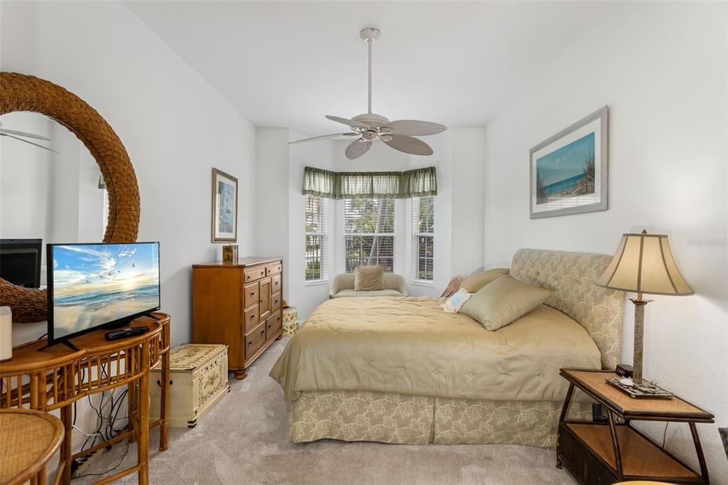 En Venta: $300,000 (2 camas, 2 baños, 1410 Pies cuadrados)