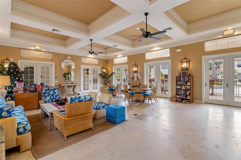 En Venta: $300,000 (2 camas, 2 baños, 1410 Pies cuadrados)