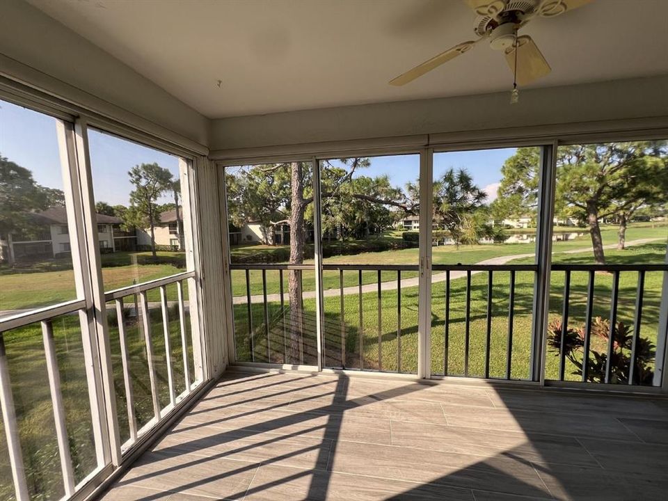 For Rent: $1,995 (2 beds, 2 baths, 1127 Square Feet)