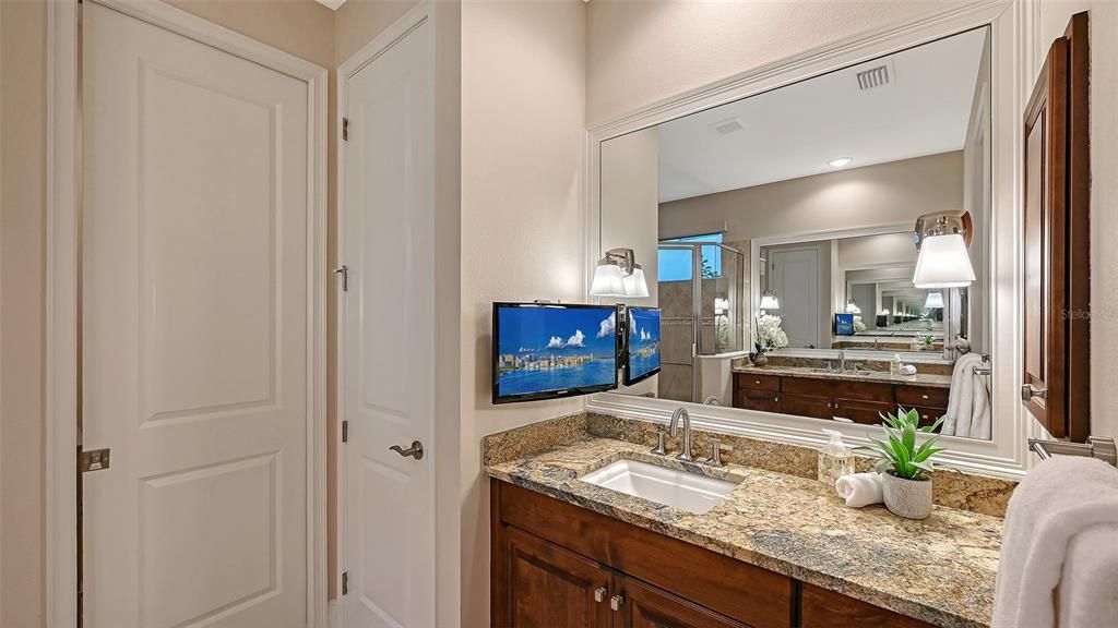 For Sale: $825,000 (3 beds, 2 baths, 2109 Square Feet)