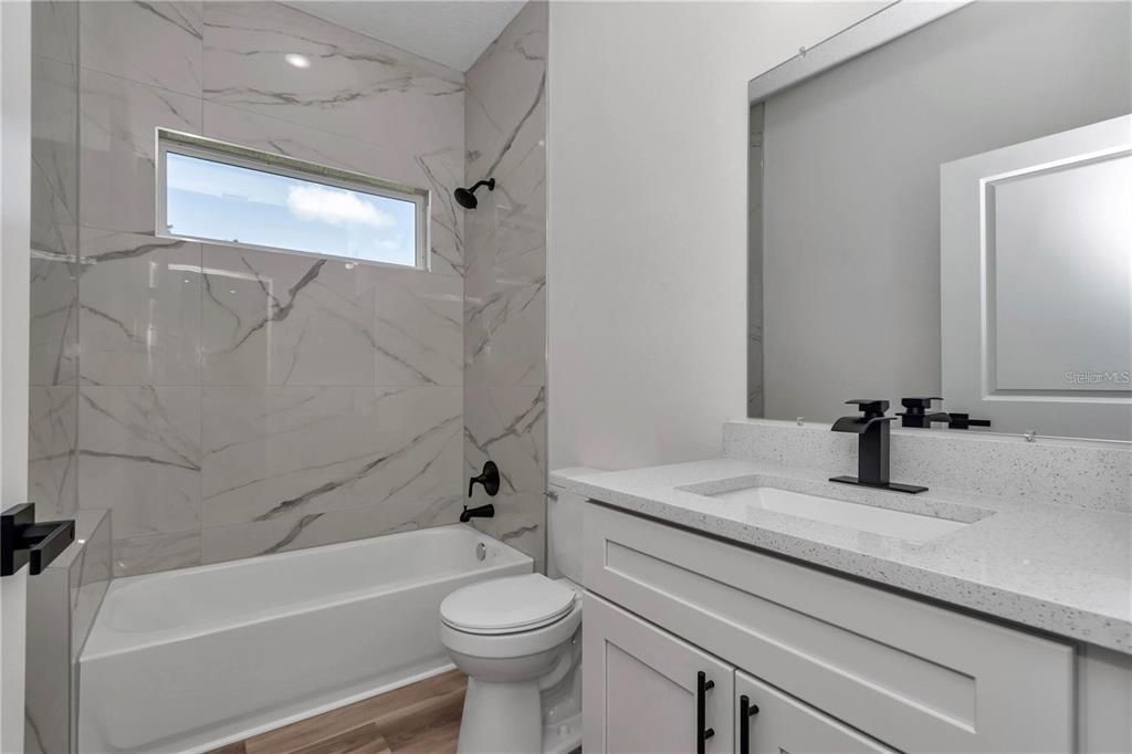 出租: $2,150 (4 贝兹, 2 浴室, 1833 平方英尺)