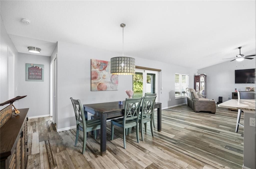 For Sale: $390,000 (4 beds, 2 baths, 2264 Square Feet)