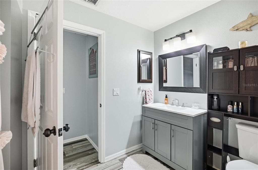 For Sale: $390,000 (4 beds, 2 baths, 2264 Square Feet)