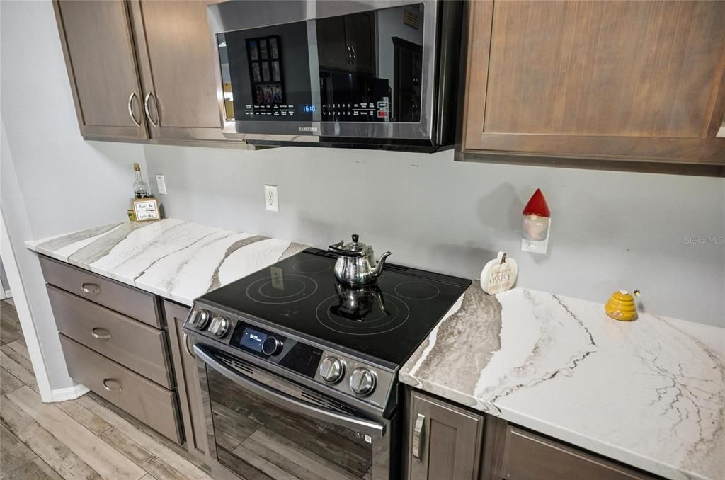 For Sale: $390,000 (4 beds, 2 baths, 2264 Square Feet)