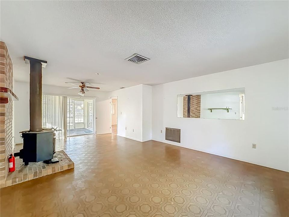 待售: $289,000 (3 贝兹, 2 浴室, 1477 平方英尺)