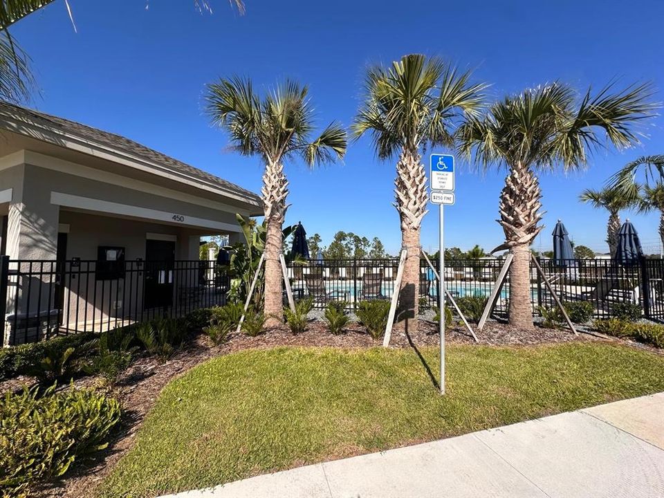 For Rent: $2,050 (3 beds, 2 baths, 1850 Square Feet)