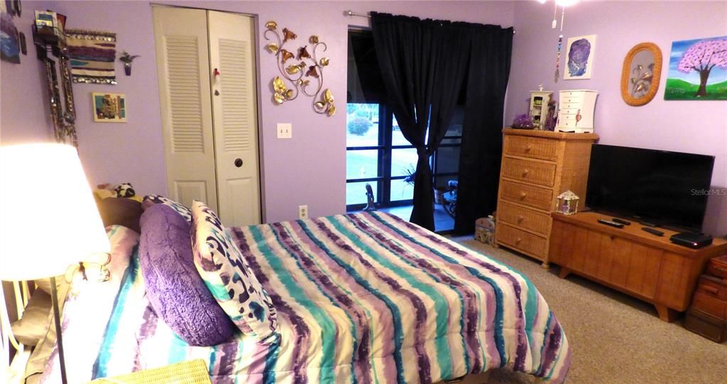 待售: $185,000 (2 贝兹, 2 浴室, 1013 平方英尺)