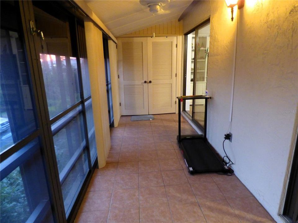 待售: $185,000 (2 贝兹, 2 浴室, 1013 平方英尺)