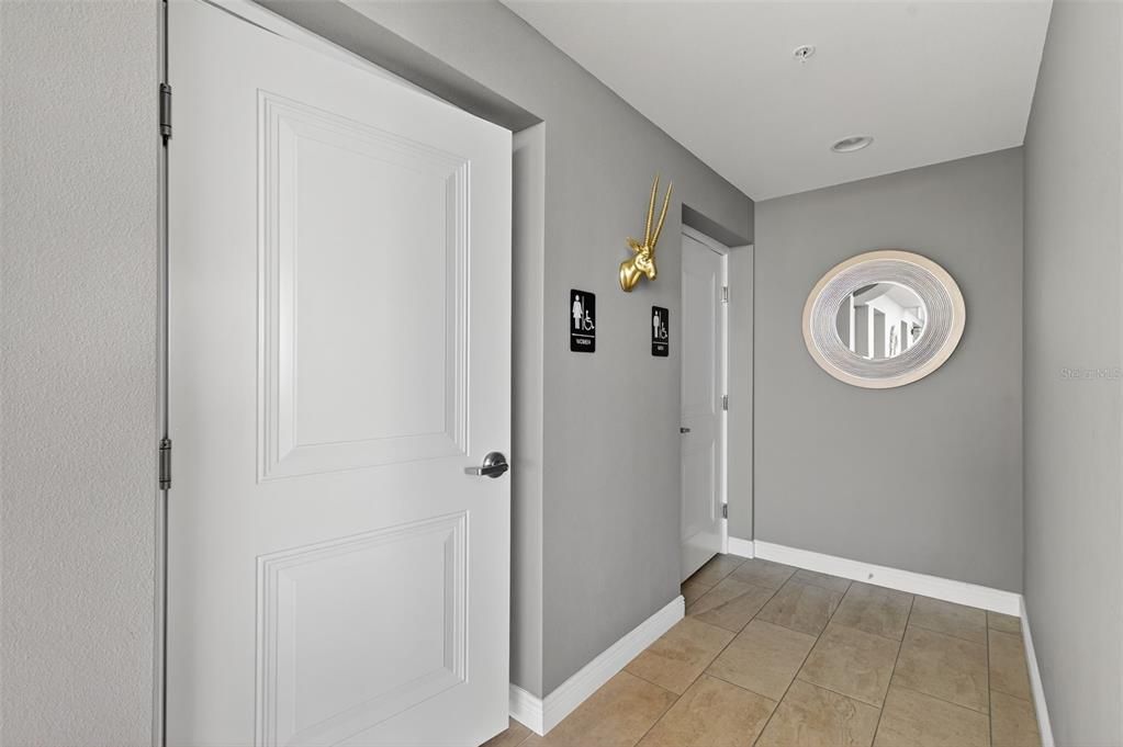 For Sale: $550,000 (2 beds, 2 baths, 1370 Square Feet)