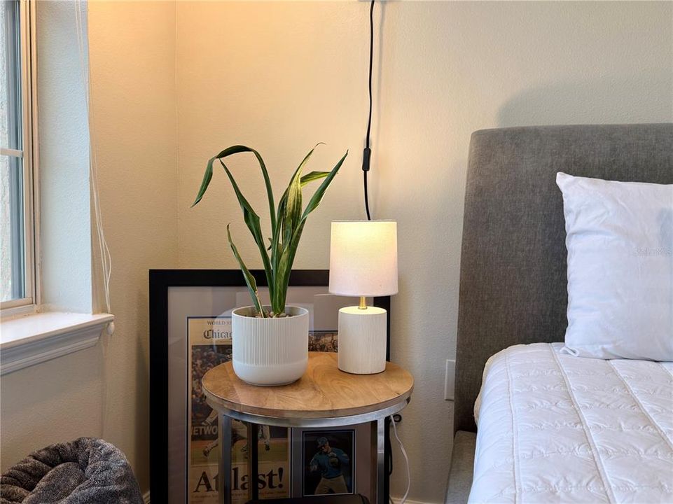 На продажу: $200,000 (2 спален, 2 ванн, 1107 Квадратных фут)